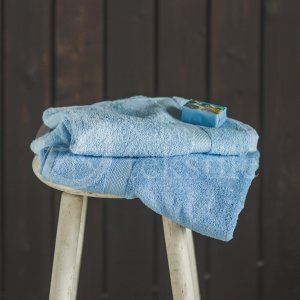 Bamboo fibre terry bath towel blue